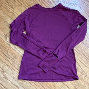 02 Oiselle Flyout Long Sleeve w/ Watch Window
